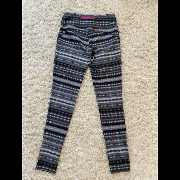 Mondetta Women’s Leggings - Picture 3 of 3